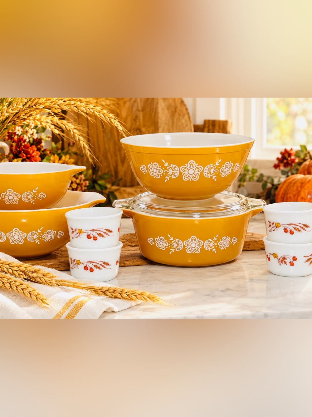 Vintage Pyrex Butterfly Gold #403 Round Nesting Mixing Bowl 2.5 Qt – 1970s